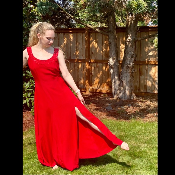 MARÍA LUISA De ESPAÑA Red Full Length Gown Dress - Picture 4 of 9
